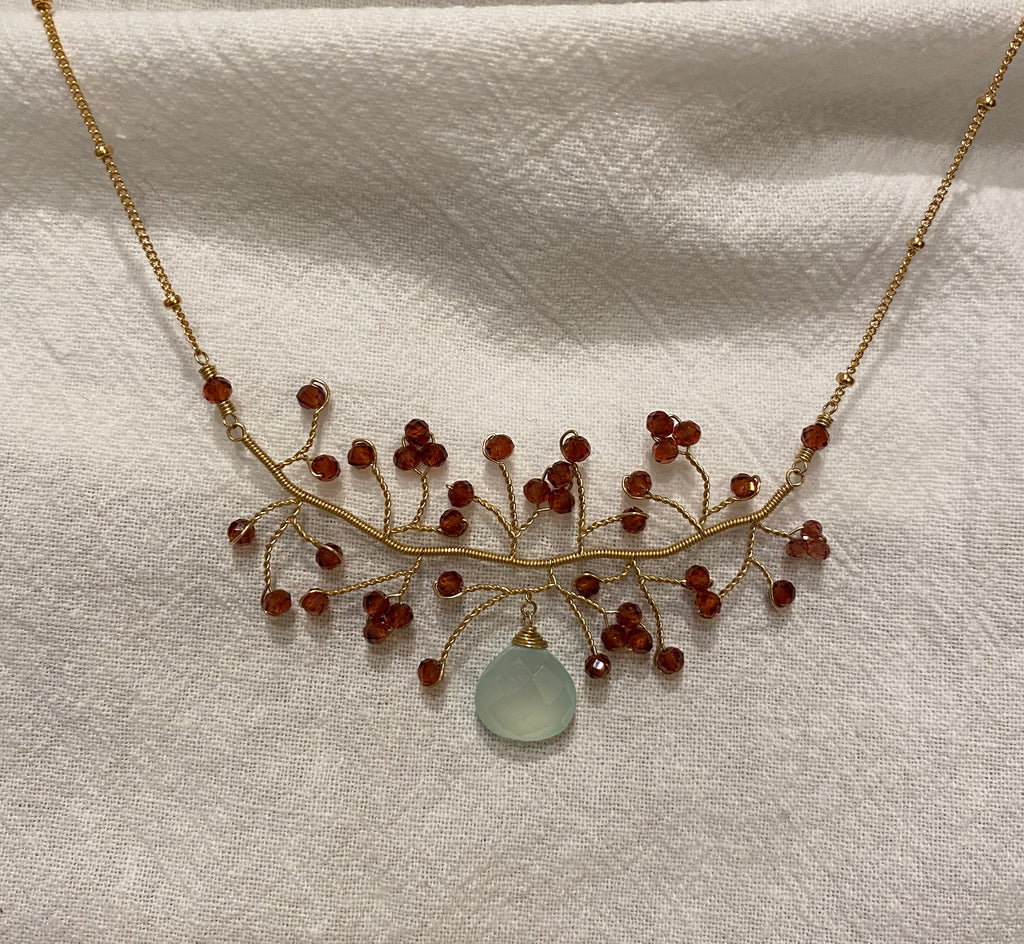 Chuang Yi Gallery - Garnet & Chalcedony Necklace